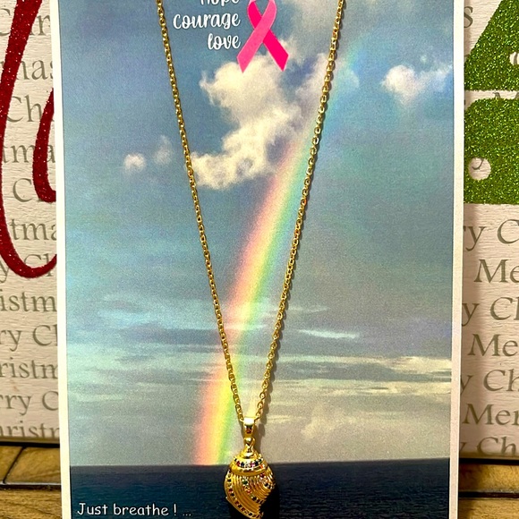 Seashell necklaces - Picture 1 of 2